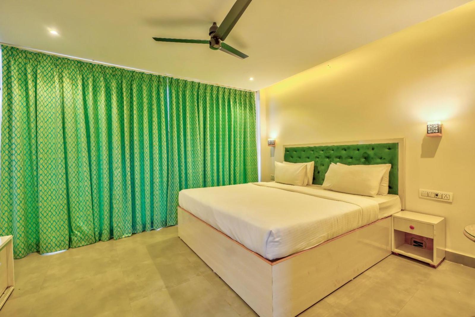 Baga Galaxy Otel Dış mekan fotoğraf
